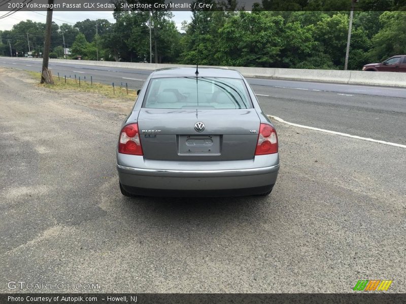 Silverstone Grey Metallic / Grey 2003 Volkswagen Passat GLX Sedan