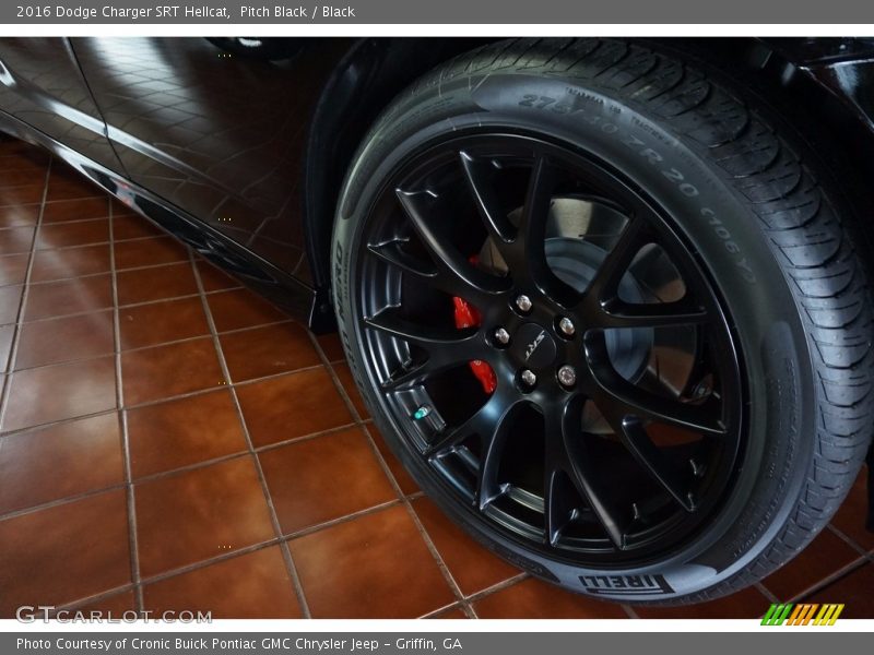 Pitch Black / Black 2016 Dodge Charger SRT Hellcat