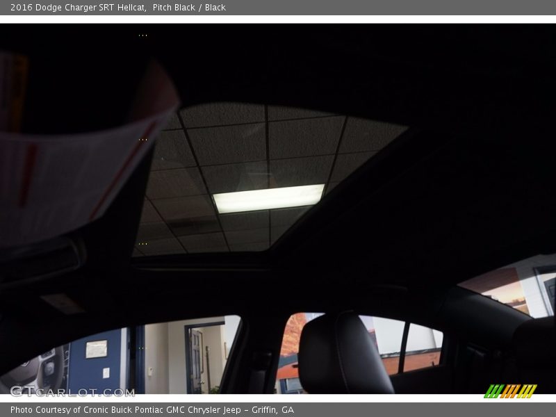 Pitch Black / Black 2016 Dodge Charger SRT Hellcat