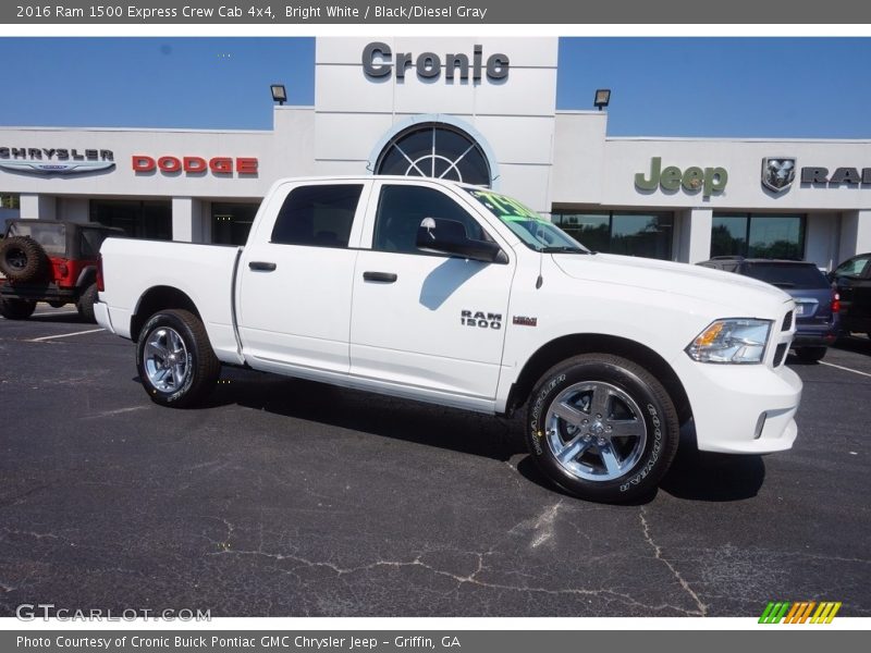 Bright White / Black/Diesel Gray 2016 Ram 1500 Express Crew Cab 4x4