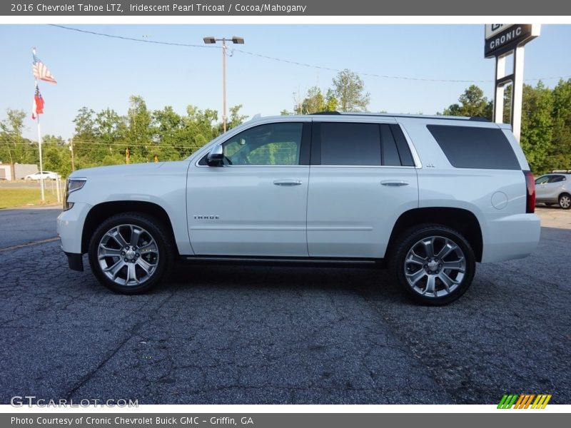 Iridescent Pearl Tricoat / Cocoa/Mahogany 2016 Chevrolet Tahoe LTZ