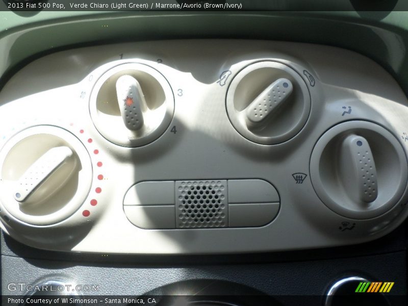 Verde Chiaro (Light Green) / Marrone/Avorio (Brown/Ivory) 2013 Fiat 500 Pop