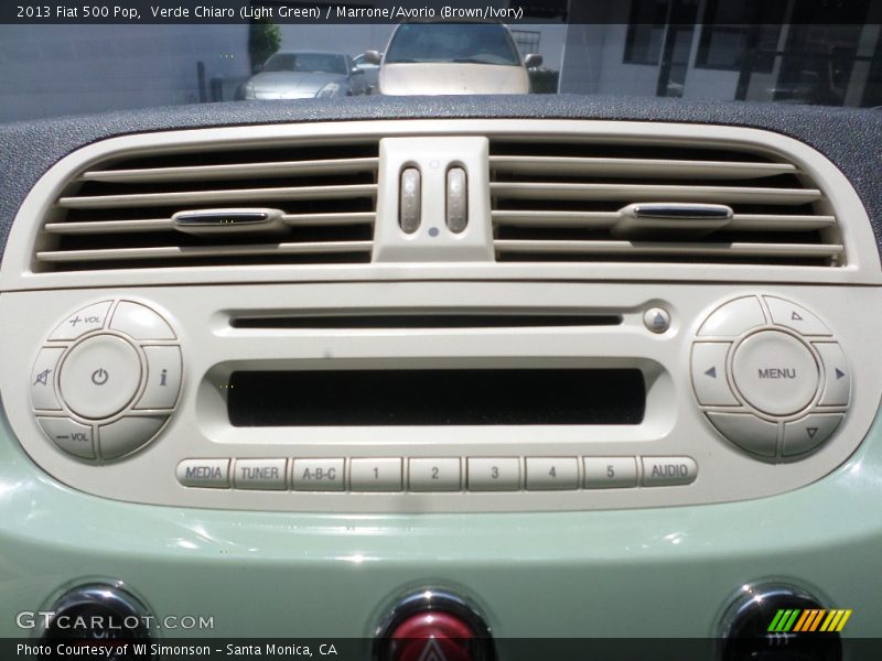 Verde Chiaro (Light Green) / Marrone/Avorio (Brown/Ivory) 2013 Fiat 500 Pop