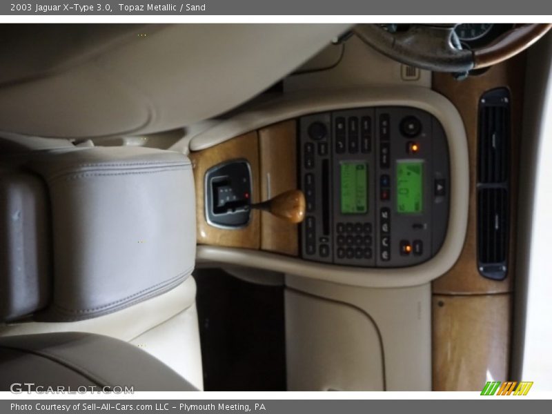 Topaz Metallic / Sand 2003 Jaguar X-Type 3.0