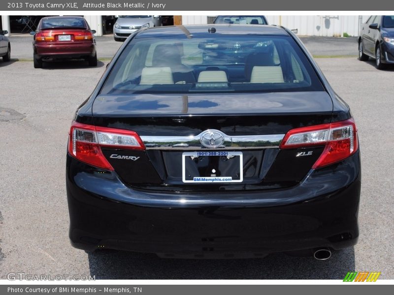 Attitude Black Metallic / Ivory 2013 Toyota Camry XLE