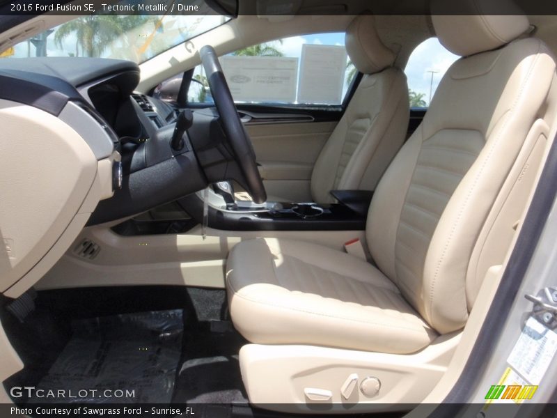 Tectonic Metallic / Dune 2016 Ford Fusion SE