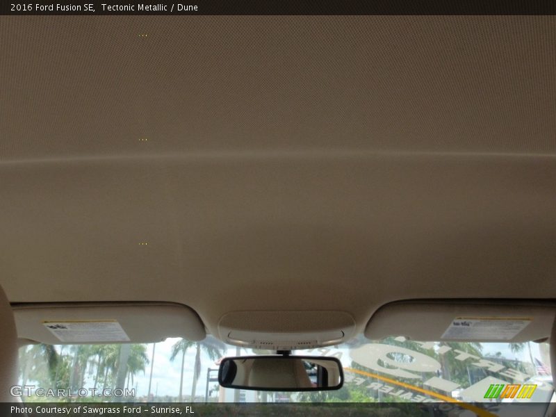 Tectonic Metallic / Dune 2016 Ford Fusion SE
