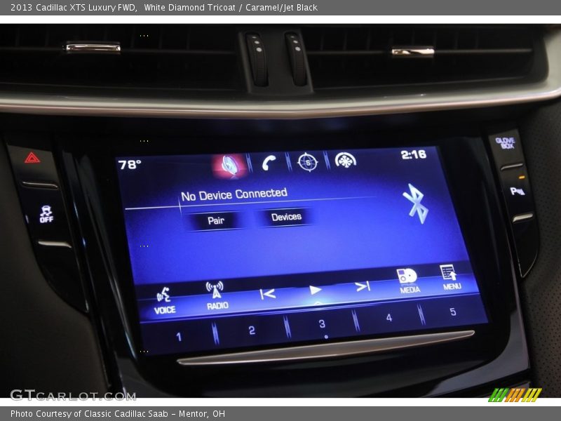 White Diamond Tricoat / Caramel/Jet Black 2013 Cadillac XTS Luxury FWD