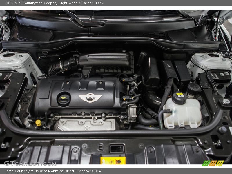 Light White / Carbon Black 2015 Mini Countryman Cooper