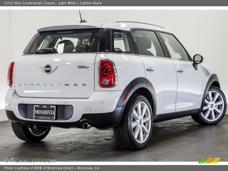 Light White / Carbon Black 2015 Mini Countryman Cooper