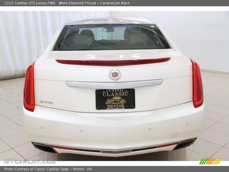 White Diamond Tricoat / Caramel/Jet Black 2013 Cadillac XTS Luxury FWD