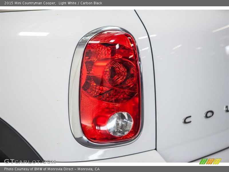 Light White / Carbon Black 2015 Mini Countryman Cooper