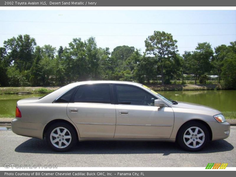 Desert Sand Metallic / Ivory 2002 Toyota Avalon XLS