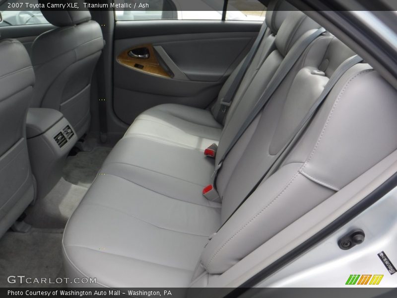 Titanium Metallic / Ash 2007 Toyota Camry XLE