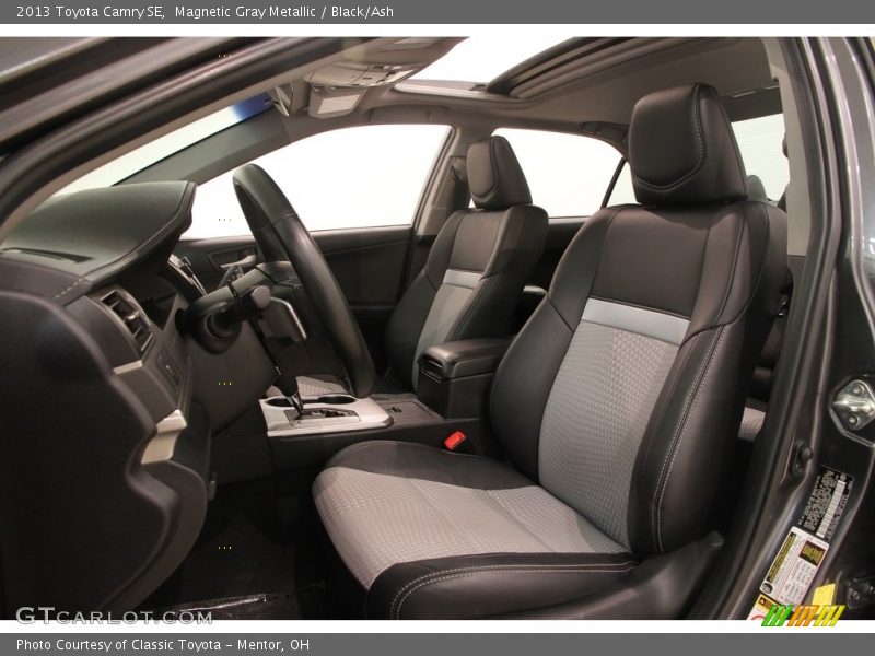 Magnetic Gray Metallic / Black/Ash 2013 Toyota Camry SE