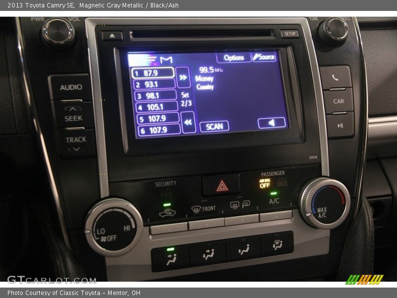 Magnetic Gray Metallic / Black/Ash 2013 Toyota Camry SE