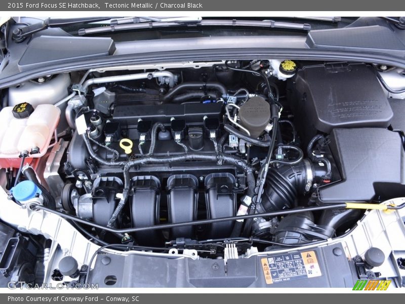 Tectonic Metallic / Charcoal Black 2015 Ford Focus SE Hatchback