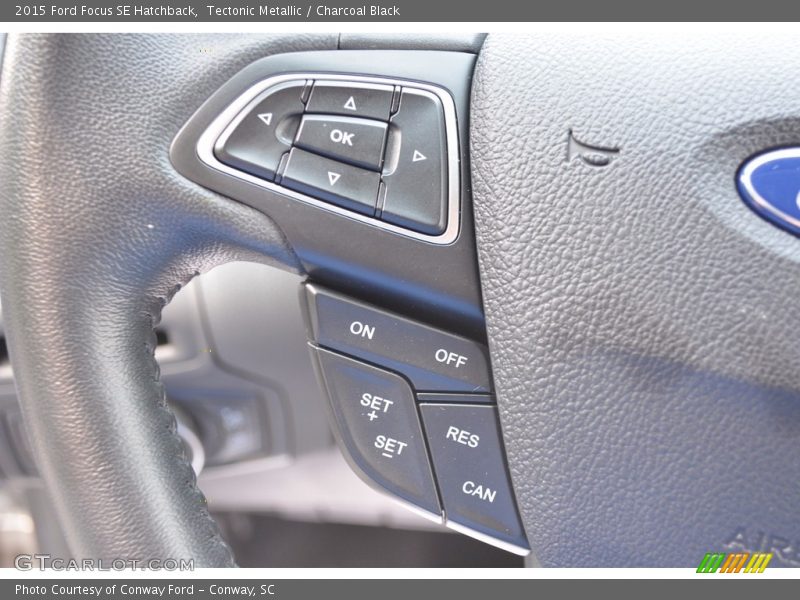 Tectonic Metallic / Charcoal Black 2015 Ford Focus SE Hatchback