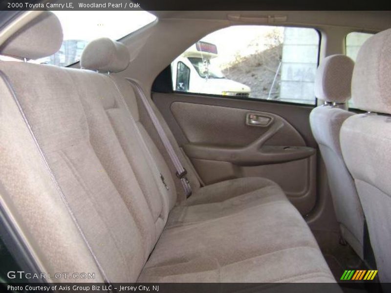 Woodland Pearl / Oak 2000 Toyota Camry LE