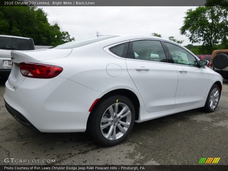 Bright White / Black/Linen 2016 Chrysler 200 Limited