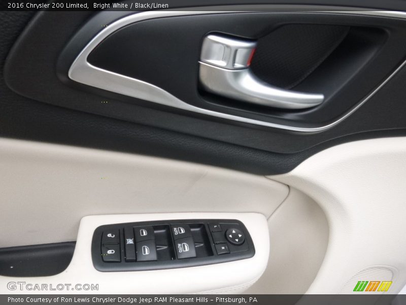 Bright White / Black/Linen 2016 Chrysler 200 Limited