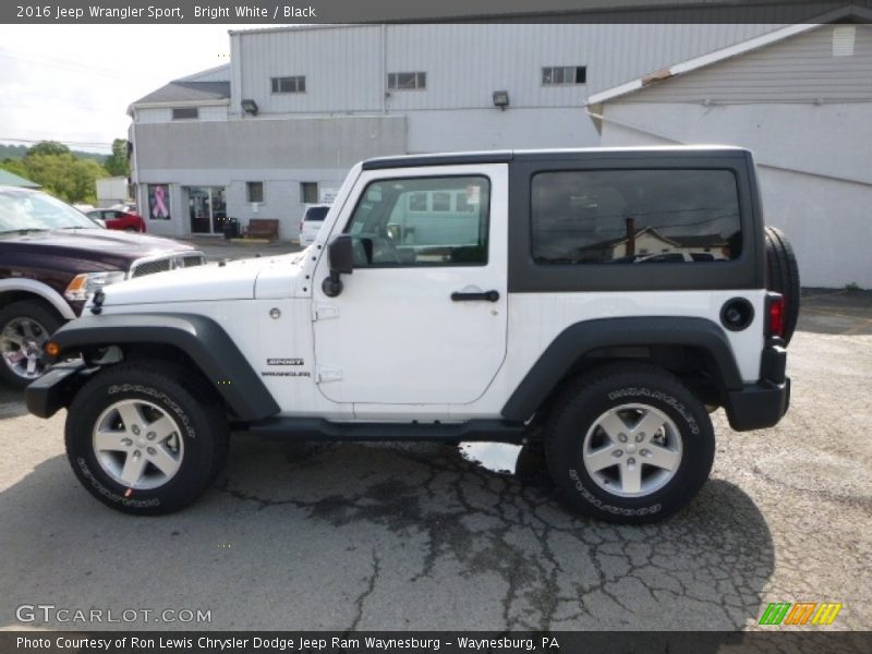 Bright White / Black 2016 Jeep Wrangler Sport