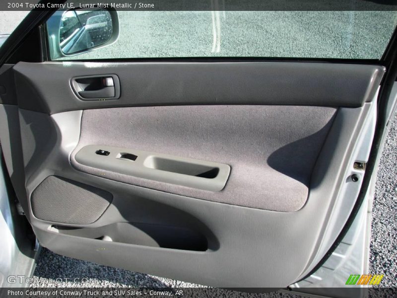 Lunar Mist Metallic / Stone 2004 Toyota Camry LE