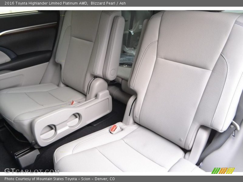Blizzard Pearl / Ash 2016 Toyota Highlander Limited Platinum AWD