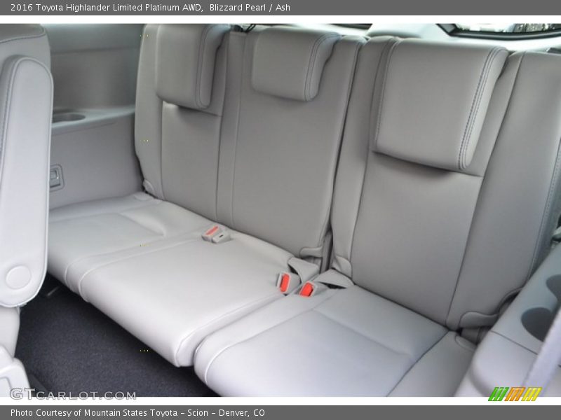 Blizzard Pearl / Ash 2016 Toyota Highlander Limited Platinum AWD