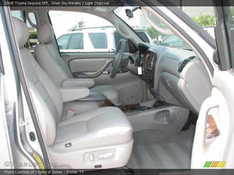 Silver Sky Metallic / Light Charcoal 2006 Toyota Sequoia SR5