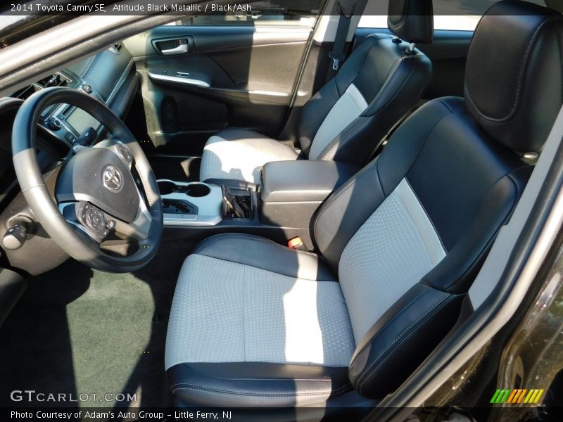 Attitude Black Metallic / Black/Ash 2014 Toyota Camry SE
