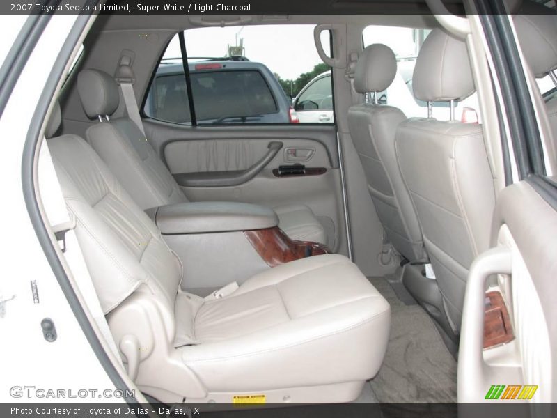 Super White / Light Charcoal 2007 Toyota Sequoia Limited
