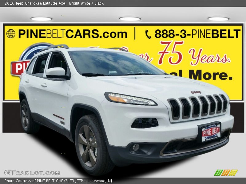 Bright White / Black 2016 Jeep Cherokee Latitude 4x4