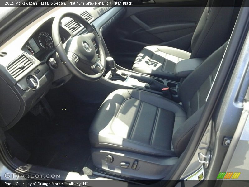 Platinum Gray Metallic / Titan Black 2015 Volkswagen Passat S Sedan