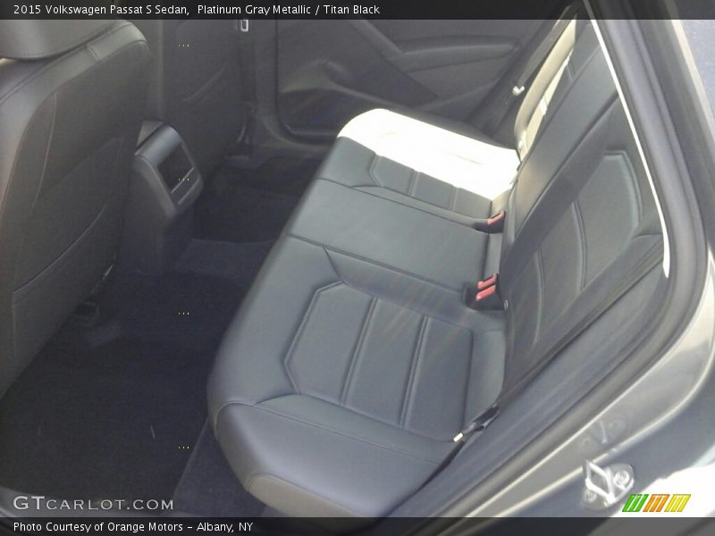 Platinum Gray Metallic / Titan Black 2015 Volkswagen Passat S Sedan