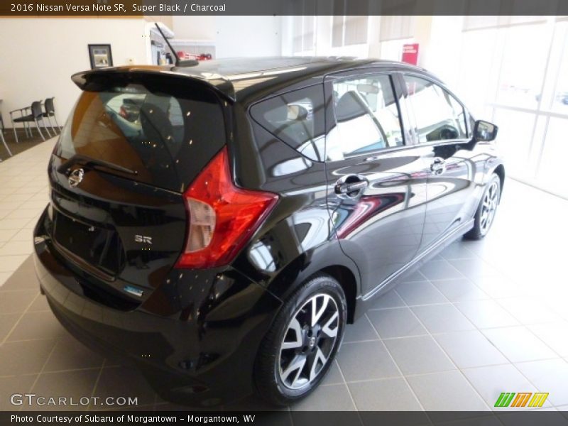 Super Black / Charcoal 2016 Nissan Versa Note SR