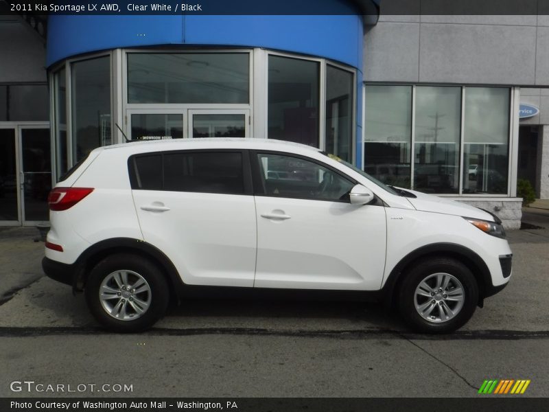 Clear White / Black 2011 Kia Sportage LX AWD