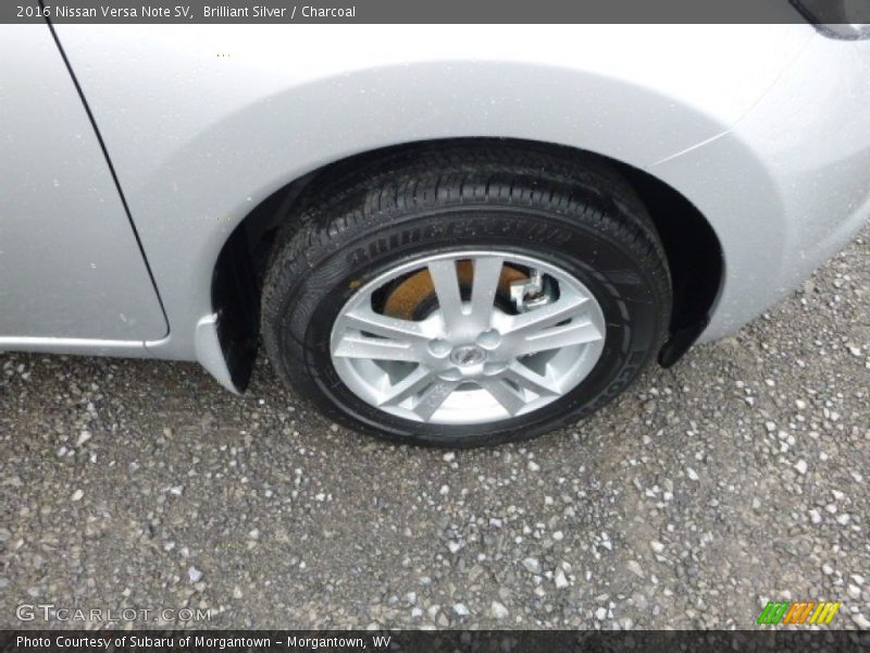 Brilliant Silver / Charcoal 2016 Nissan Versa Note SV