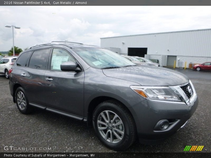 Gun Metallic / Almond 2016 Nissan Pathfinder S 4x4