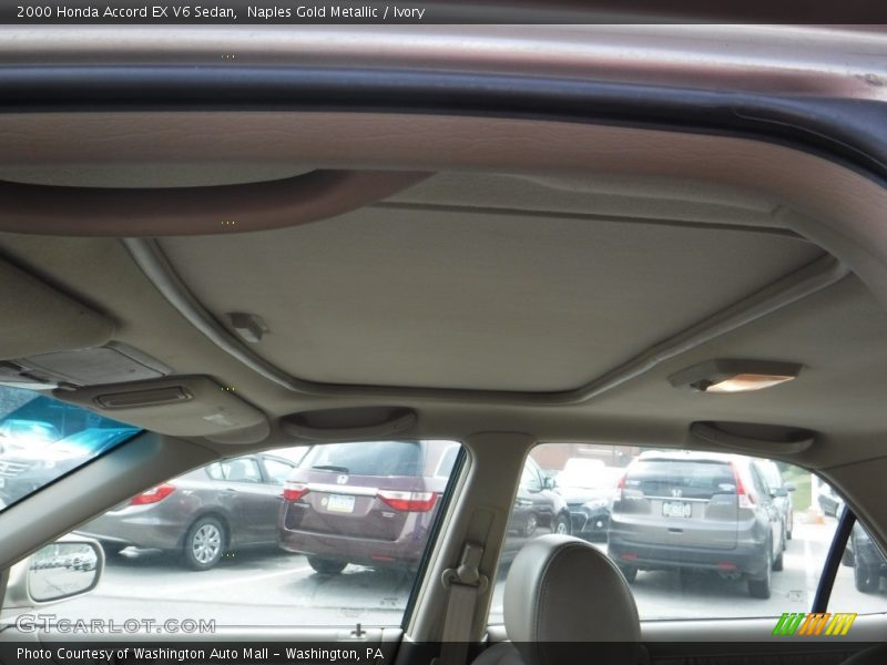 Naples Gold Metallic / Ivory 2000 Honda Accord EX V6 Sedan