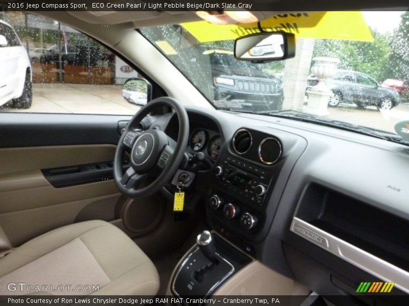ECO Green Pearl / Light Pebble Beige/Dark Slate Gray 2016 Jeep Compass Sport