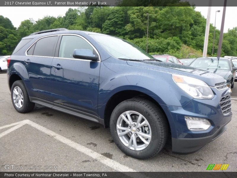 Patriot Blue Metallic / Jet Black 2017 Chevrolet Equinox LT