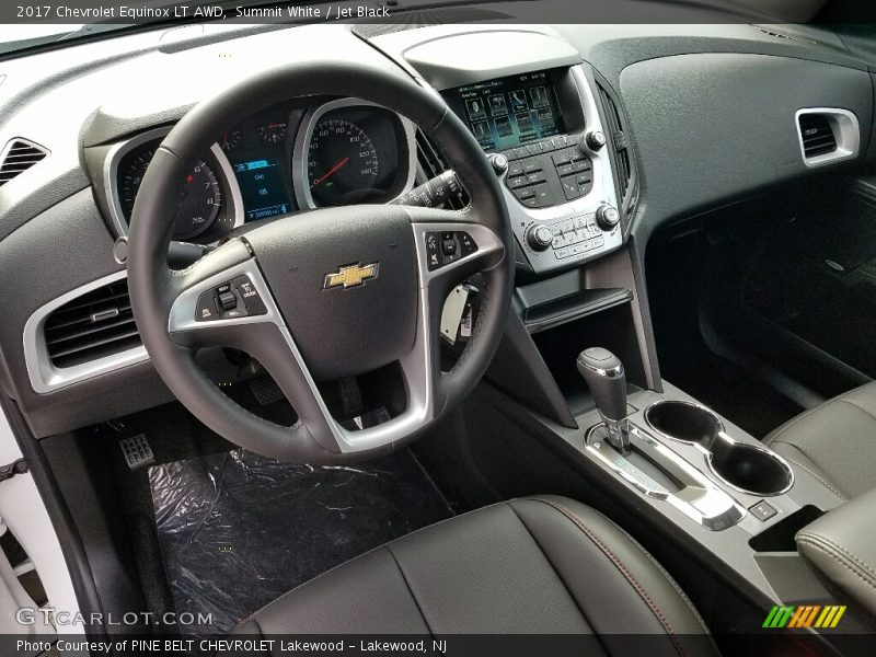 Summit White / Jet Black 2017 Chevrolet Equinox LT AWD