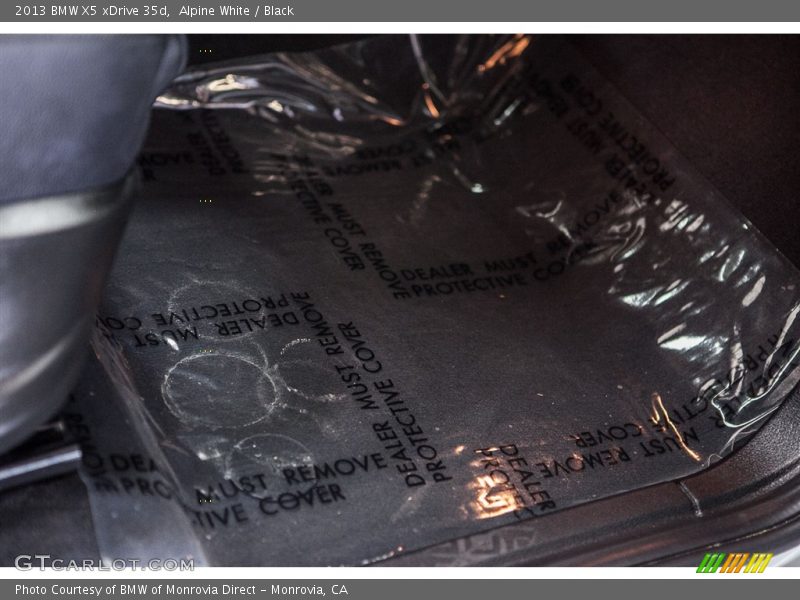 Alpine White / Black 2013 BMW X5 xDrive 35d