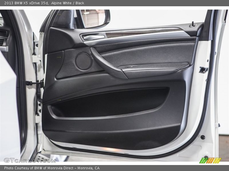 Alpine White / Black 2013 BMW X5 xDrive 35d