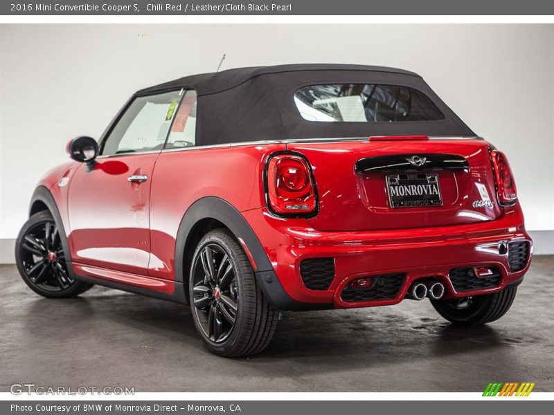 Chili Red / Leather/Cloth Black Pearl 2016 Mini Convertible Cooper S