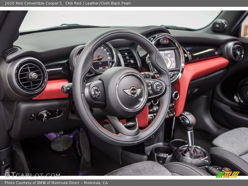 Dashboard of 2016 Convertible Cooper S