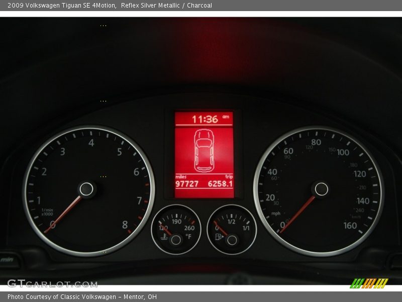 Reflex Silver Metallic / Charcoal 2009 Volkswagen Tiguan SE 4Motion
