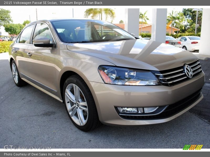 Titanium Beige / Titan Black 2015 Volkswagen Passat SE Sedan