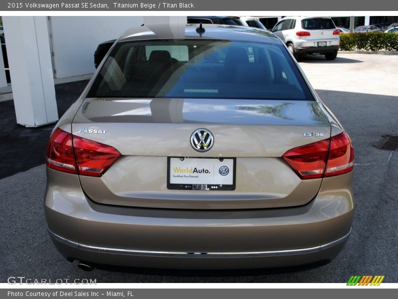 Titanium Beige / Titan Black 2015 Volkswagen Passat SE Sedan
